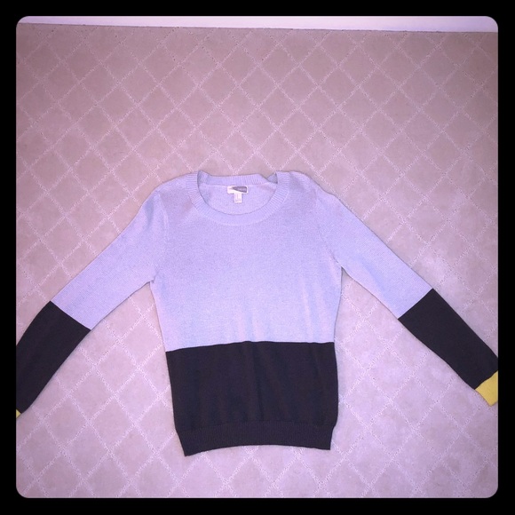 Colorblock Sweater - Picture 2 of 5